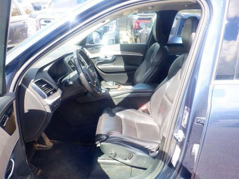 Used 2024 Volvo XC90 T8 Ultimate w/ Protection Package Premier image 5