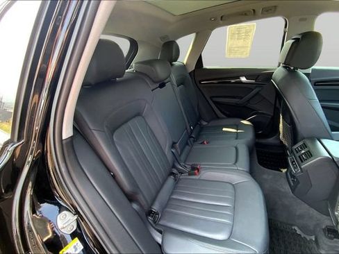 Used 2020 Audi Q5 Premium Plus AWD/4WD image 19