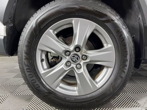 Used 2024 Toyota RAV4 XLE image 15