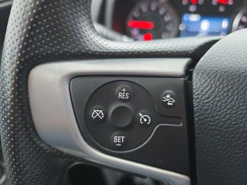 Used 2024 GMC Terrain SLE w/ Driver Convenience Package image 28