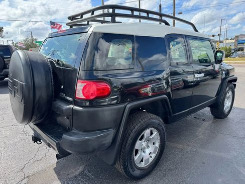 Used 2008 Toyota FJ Cruiser 4WD image 4