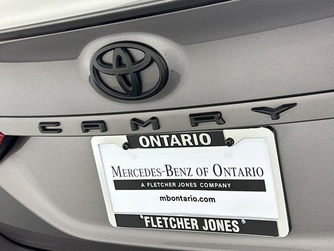 Used 2023 Toyota Camry SE FWD image 8