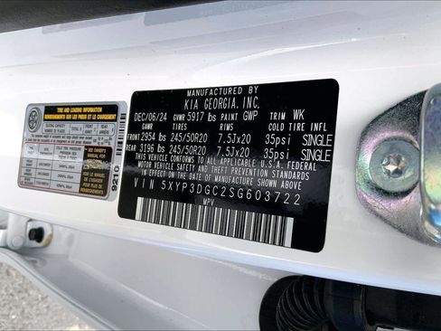 Used 2025 Kia Telluride EX AWD/4WD image 32