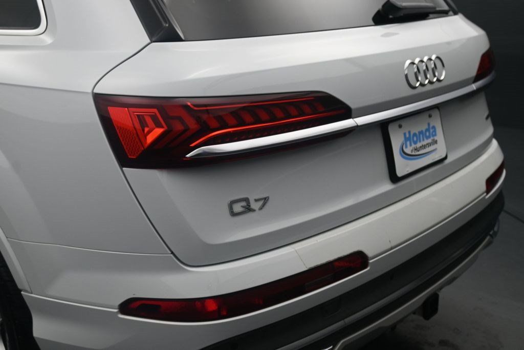 Used 2021 Audi Q7 3.0T Premium Plus w/ Premium Plus Package AWD/4WD image 10