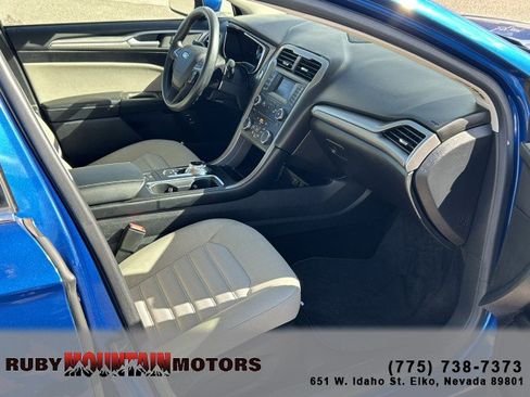 Used 2017 Ford Fusion S image 27