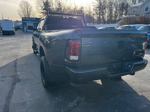 Used 2018 RAM 3500 Laramie w/ Sport Appearance Group image 4