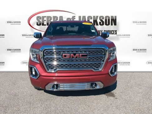 Used 2019 GMC Sierra 1500 Denali w/ Driver Alert Package II AWD/4WD image 3