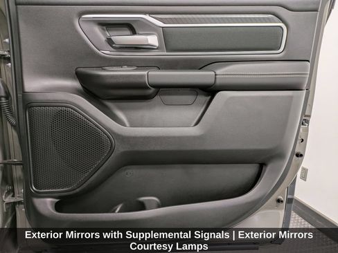 Used 2026 RAM 1500 Big Horn AWD/4WD image 32