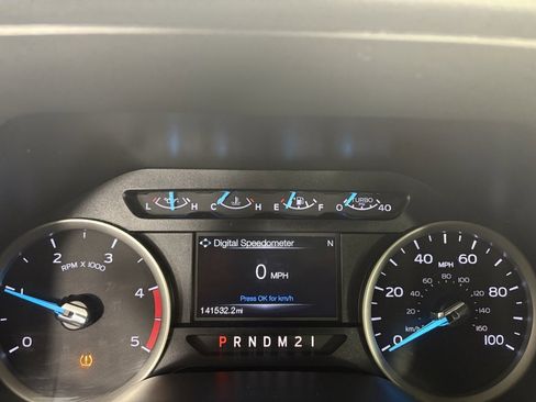 Used 2019 Ford F250 XLT w/ XLT Premium Package image 25