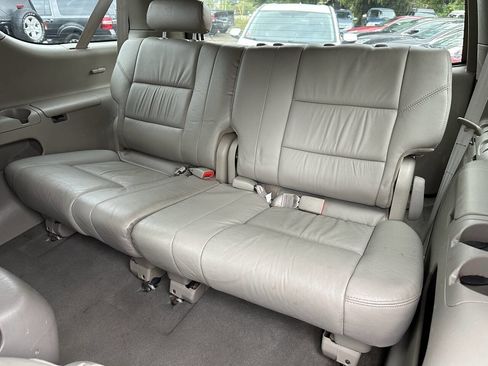 Used 2007 Toyota Sequoia Limited image 19