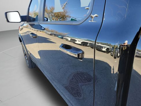 Used 2022 RAM 1500 Limited w/ Night Edition image 25