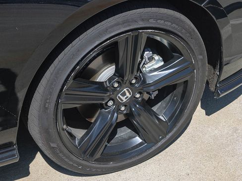 Used 2024 Honda Accord Sport image 17