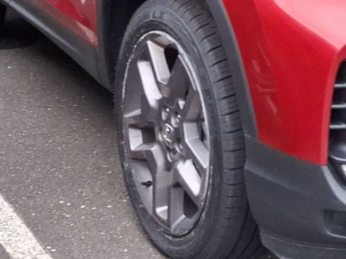 Used 2023 Honda Passport EX-L image 10