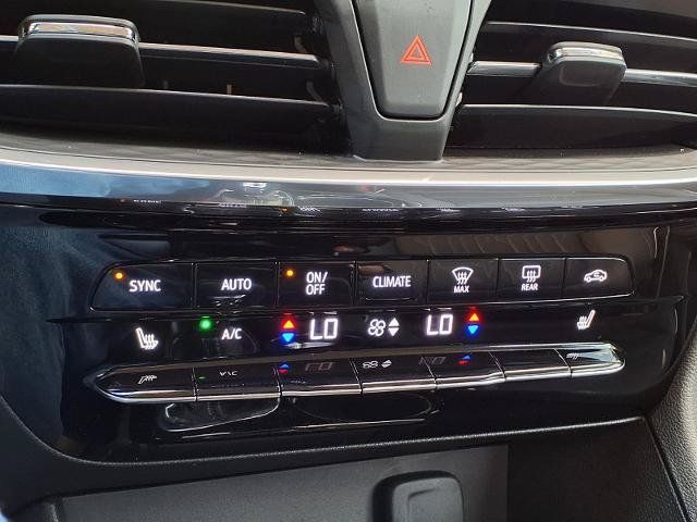 Used 2024 Buick Encore GX Avenir w/ Avenir Convenience Package FWD image 7