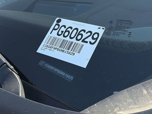 Used 2025 RAM 1500 Limited AWD/4WD image 32