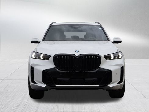 New 2026 BMW X5 xDrive40i w/ M Sport Package AWD/4WD image 3