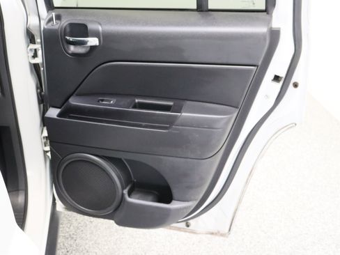Used 2015 Jeep Patriot Sport w/ Power Value Group FWD image 28