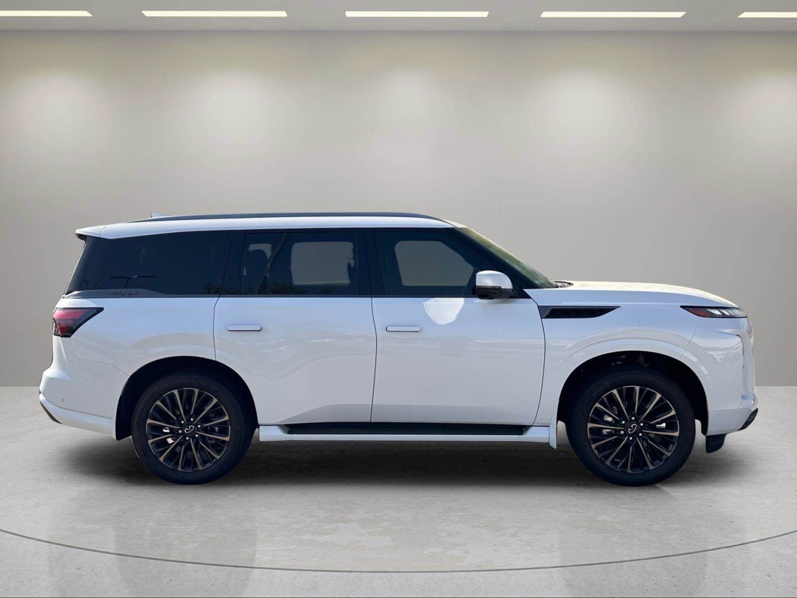 New 2026 INFINITI QX80 Autograph w/ Premium Cargo Package AWD/4WD image 8