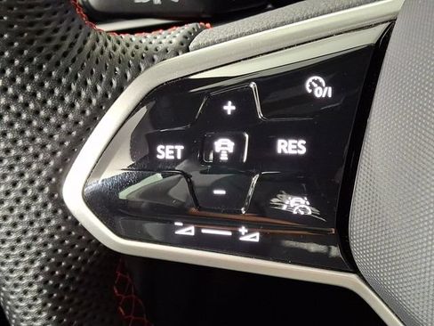 Used 2024 Volkswagen GTI SE FWD image 20