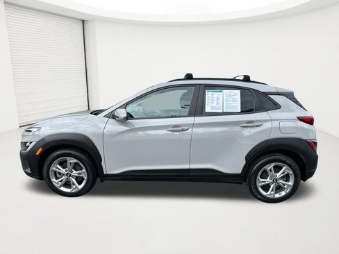 Certified 2022 Hyundai Kona SEL AWD/4WD image 8