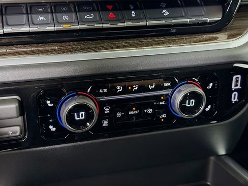 New 2026 Chevrolet Silverado 1500 RST AWD/4WD image 15
