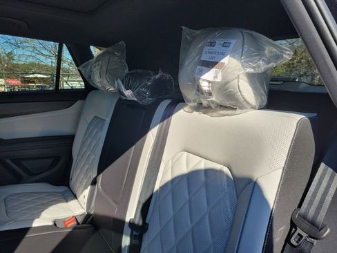 New 2026 Volkswagen Atlas Cross Sport SEL Premium R-Line image 11