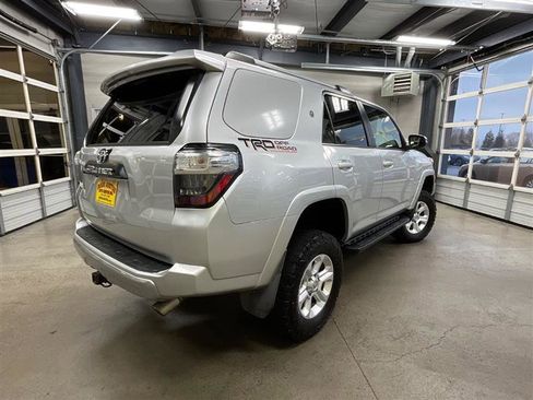 Used 2016 Toyota 4Runner Trail Premium image 5