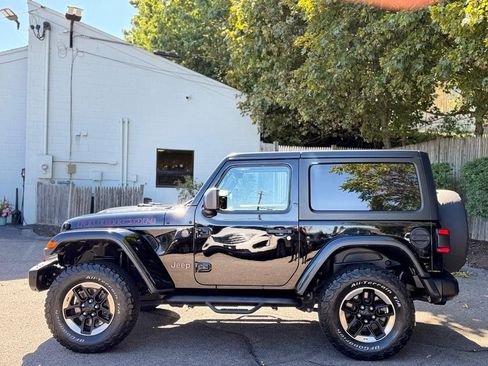 Used 2020 Jeep Wrangler Rubicon image 2