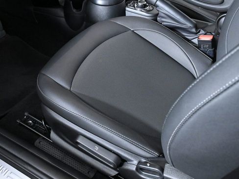 Certified 2024 MINI Cooper 2-Door Hardtop image 23