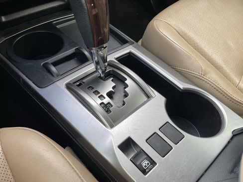 Used 2018 Toyota 4Runner Limited RWD image 9