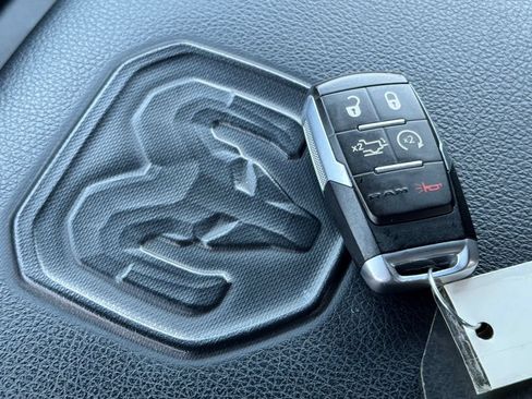 Used 2022 RAM 3500 Laramie AWD/4WD image 37