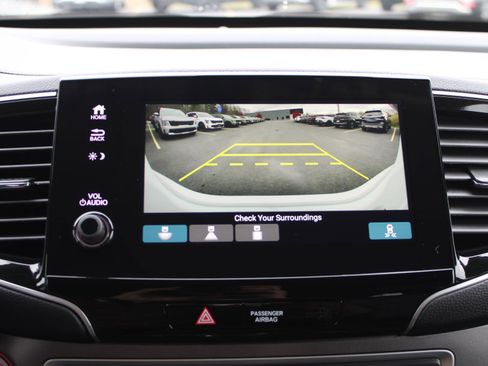 Used 2022 Honda Pilot Special Edition image 11