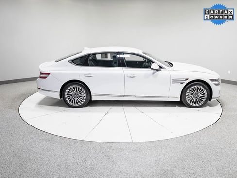 Used 2024 Genesis G80 image 28