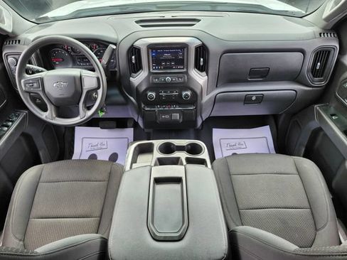 Used 2021 Chevrolet Silverado 1500 Custom Trail Boss AWD/4WD image 15