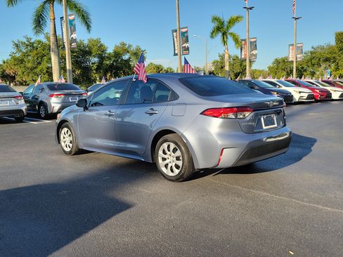 Used 2025 Toyota Corolla LE FWD image 8
