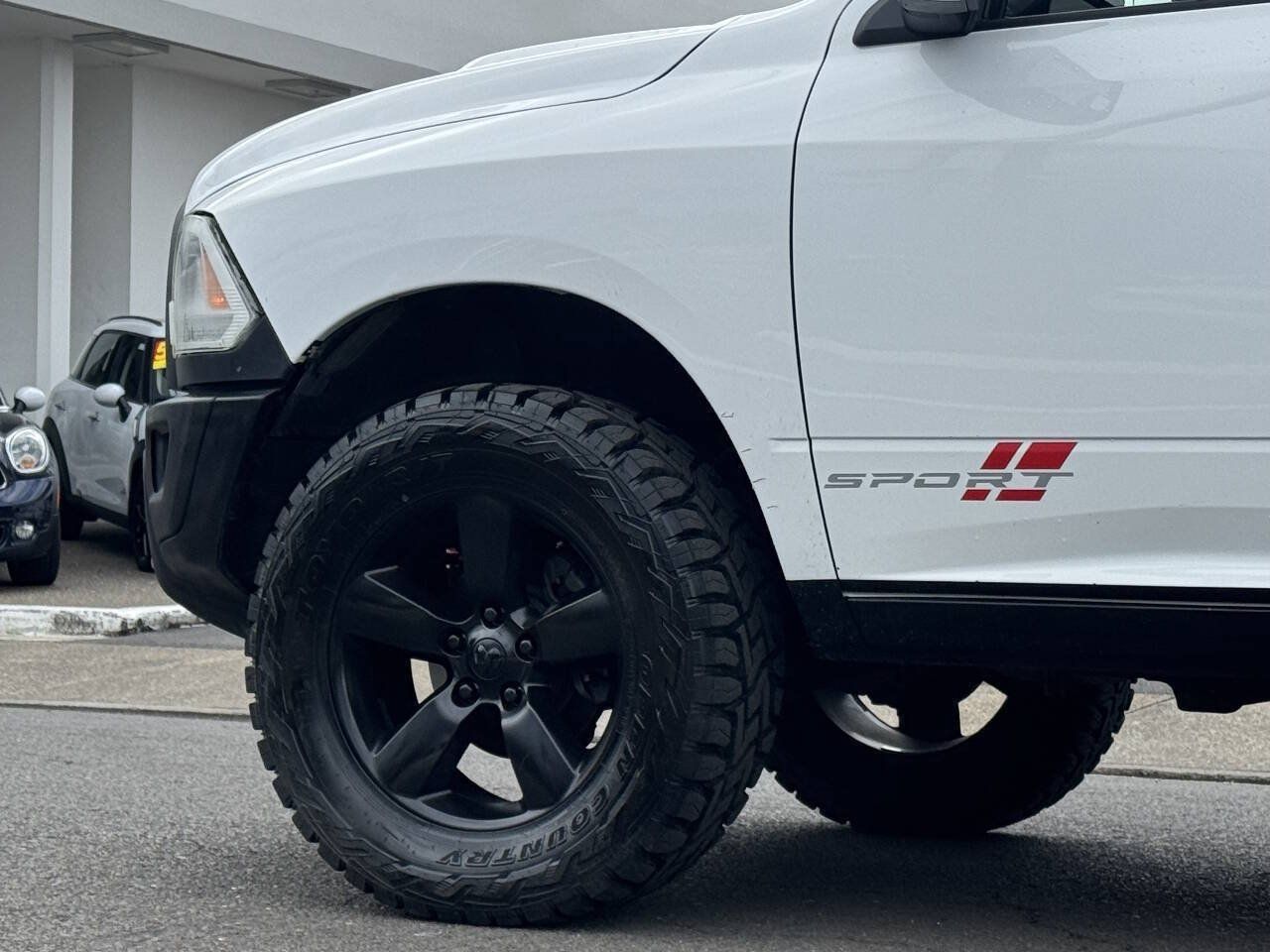 Used 2019 RAM 1500 Warlock AWD/4WD image 8