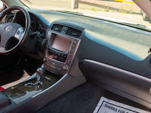 Used 2013 Lexus IS 250C image 11