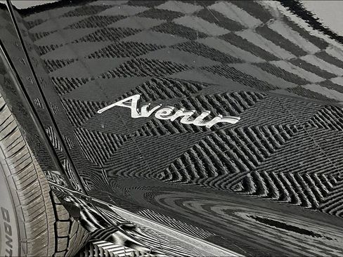 New 2026 Buick Enclave Avenir w/ Super Cruise Package image 9