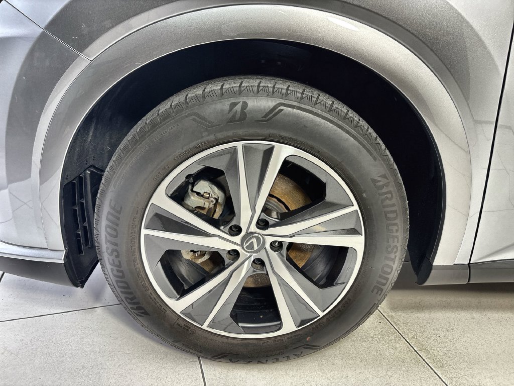 Used 2024 Lexus RX 350 Premium w/ Accessory Package (Z1) FWD image 19