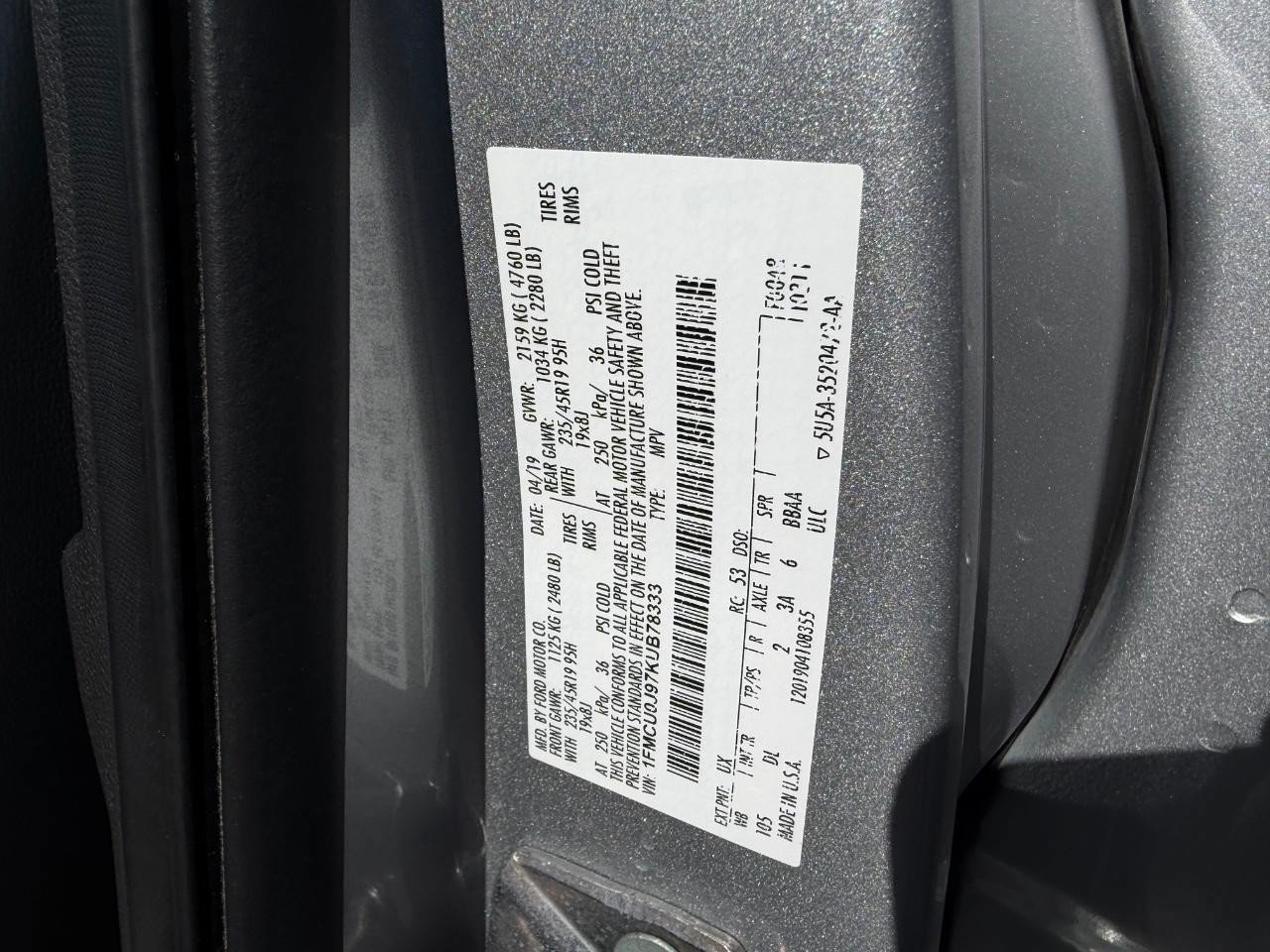 Used 2019 Ford Escape Titanium FWD image 25