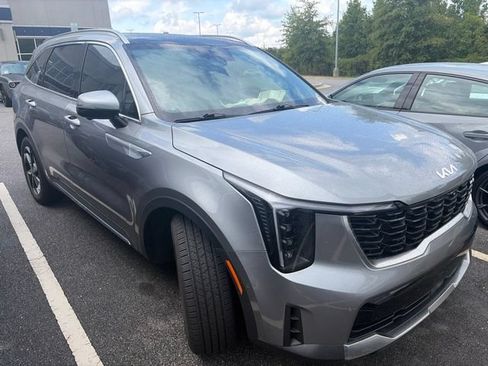 Used 2025 Kia Sorento SX Prestige AWD/4WD image 3