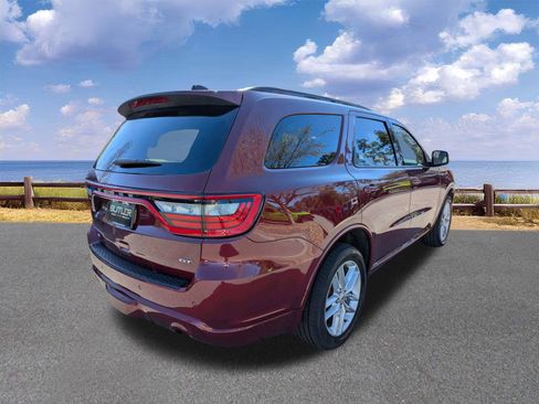 Certified 2025 Dodge Durango GT image 8