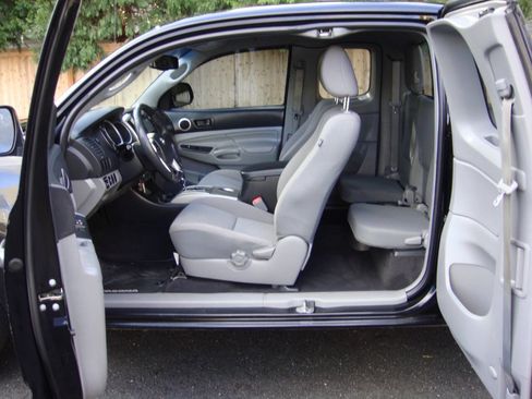 Used 2013 Toyota Tacoma 2WD Access Cab w/ SR5 Pkg image 5