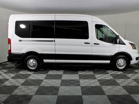 Used 2024 Ford Transit 350 XLT image 9