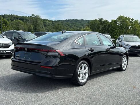 Used 2024 Honda Accord LX image 6