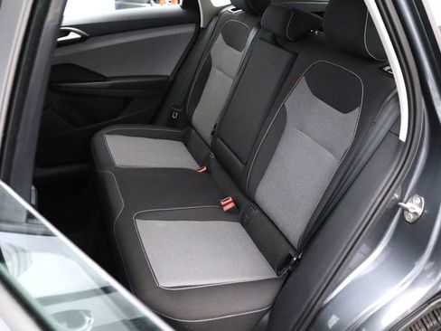 Used 2023 Volkswagen Taos S AWD/4WD image 10