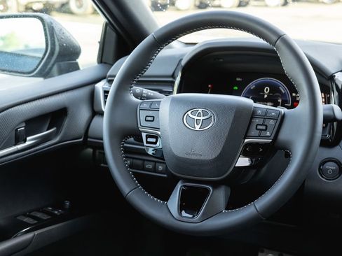 Used 2026 Toyota Camry LE image 27