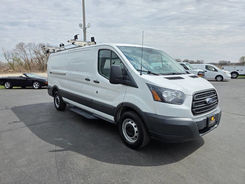 Used 2018 Ford Transit 250 148 Low Roof RWD image 4