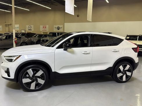 Used 2023 Volvo C40 P8 Recharge Ultimate AWD/4WD image 6