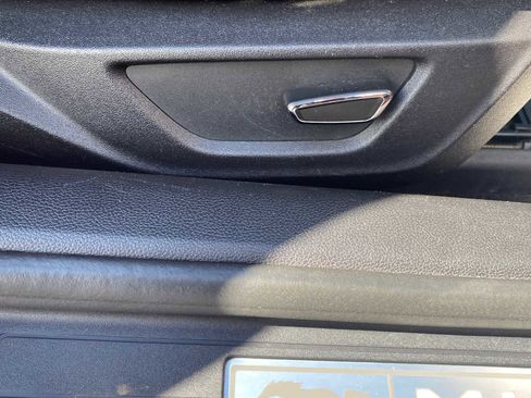 Used 2017 Ford Mustang Premium image 26